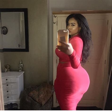 Curvyinstyle (@curvyinstyle) • Instagram photos and videos